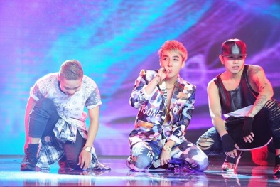  The Remix 2015: Sơn Tùng M-TP gây 'sốc' khi vừa hát vừa mút kẹo